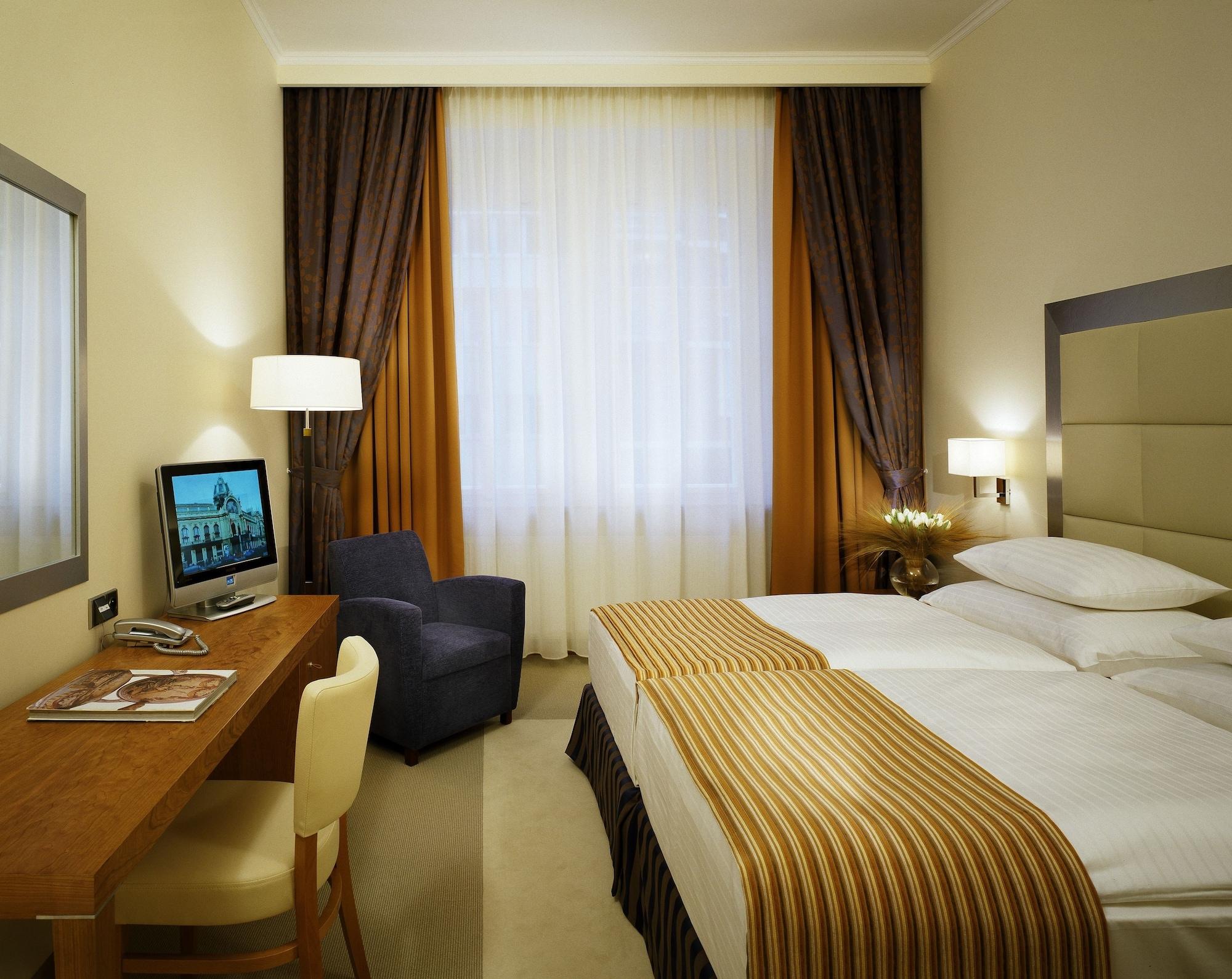 Design Merrion Hotel Πράγα Εξωτερικό φωτογραφία
